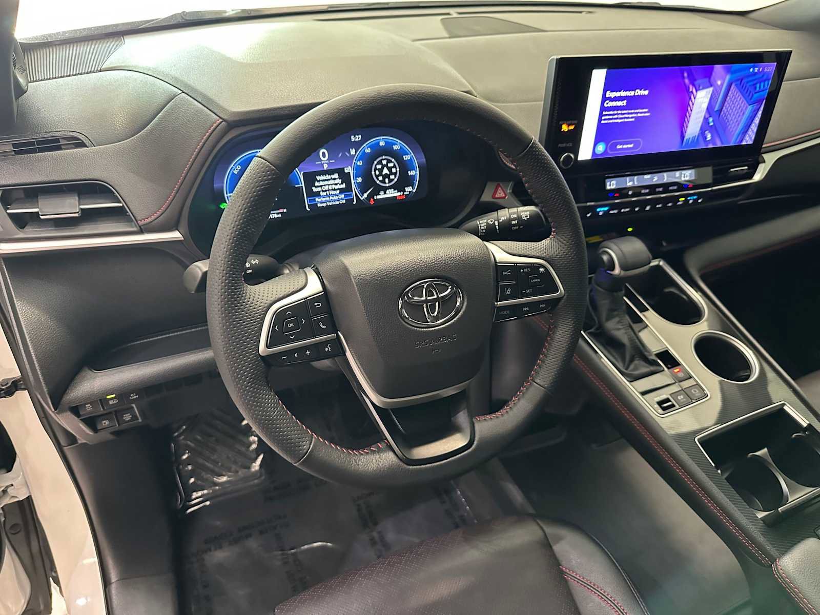 Used 2025 Toyota Sienna XSE w/ XSE Premium Package AWD/4WD image 2