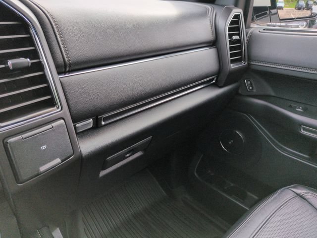 Certified 2020 Ford Expedition Limited w/ Special Edition Package AWD/4WD image 56