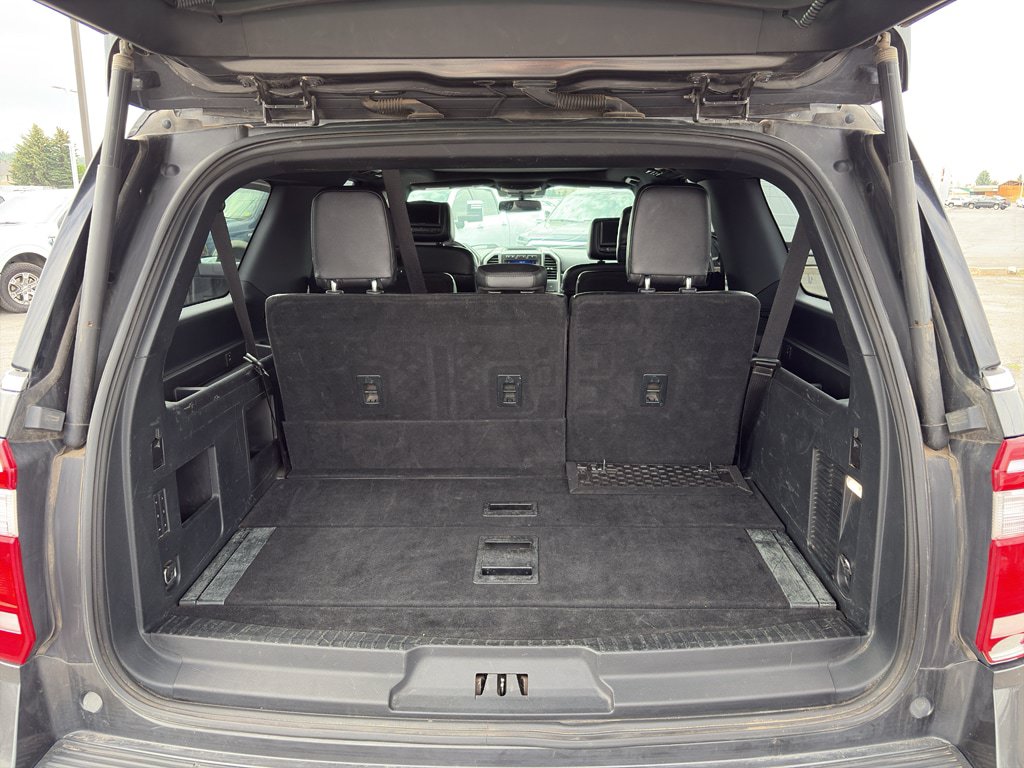 Used 2020 Ford Expedition Max XLT w/ Equipment Group 202A AWD/4WD image 24
