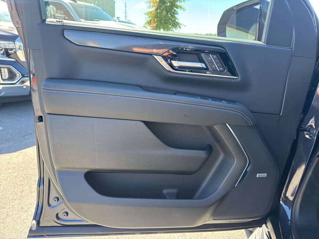 New 2026 GMC Yukon Elevation w/ Elevation Premium Package image 13