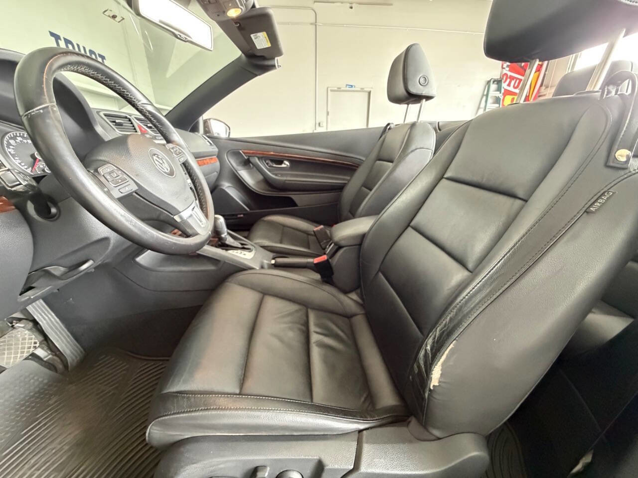 Used 2012 Volkswagen Eos Lux image 13