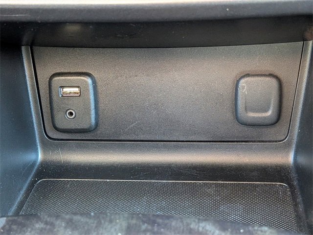 Used 2016 GMC Canyon SLE w/ SLE Convenience Package image 32