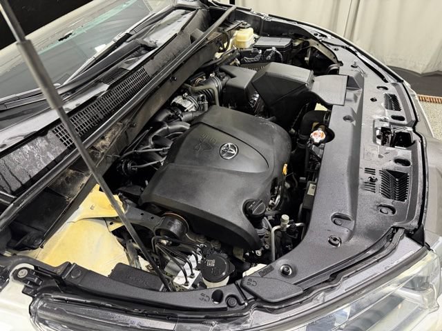 Used 2018 Toyota Highlander Limited AWD/4WD image 31