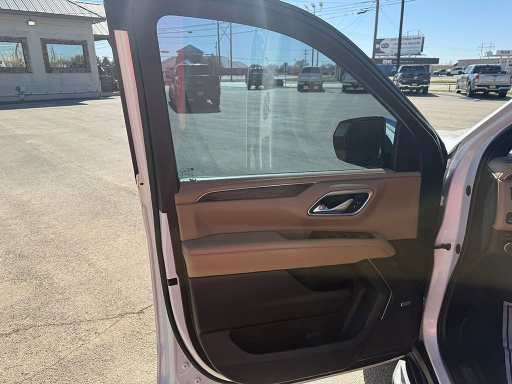 Used 2021 Chevrolet Tahoe Premier image 10