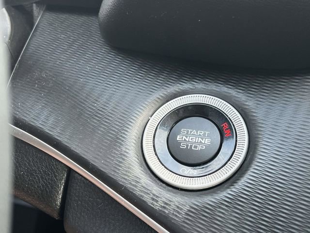Used 2023 Jeep Grand Cherokee Laredo image 31