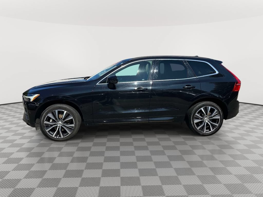 Used 2022 Volvo XC60 B5 Momentum w/ Climate Package AWD/4WD image 6