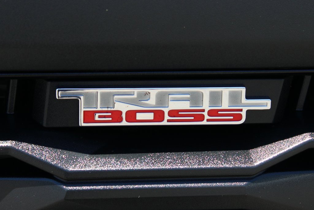 Used 2023 Chevrolet Colorado Trail Boss w/ LPO, Dark Essentials Package image 47