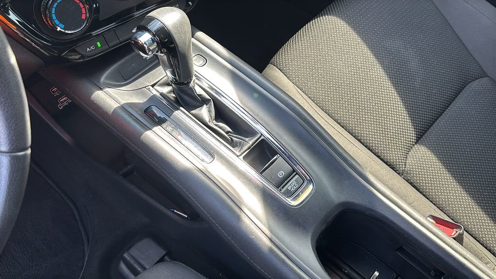 Used 2022 Honda HR-V Sport image 21