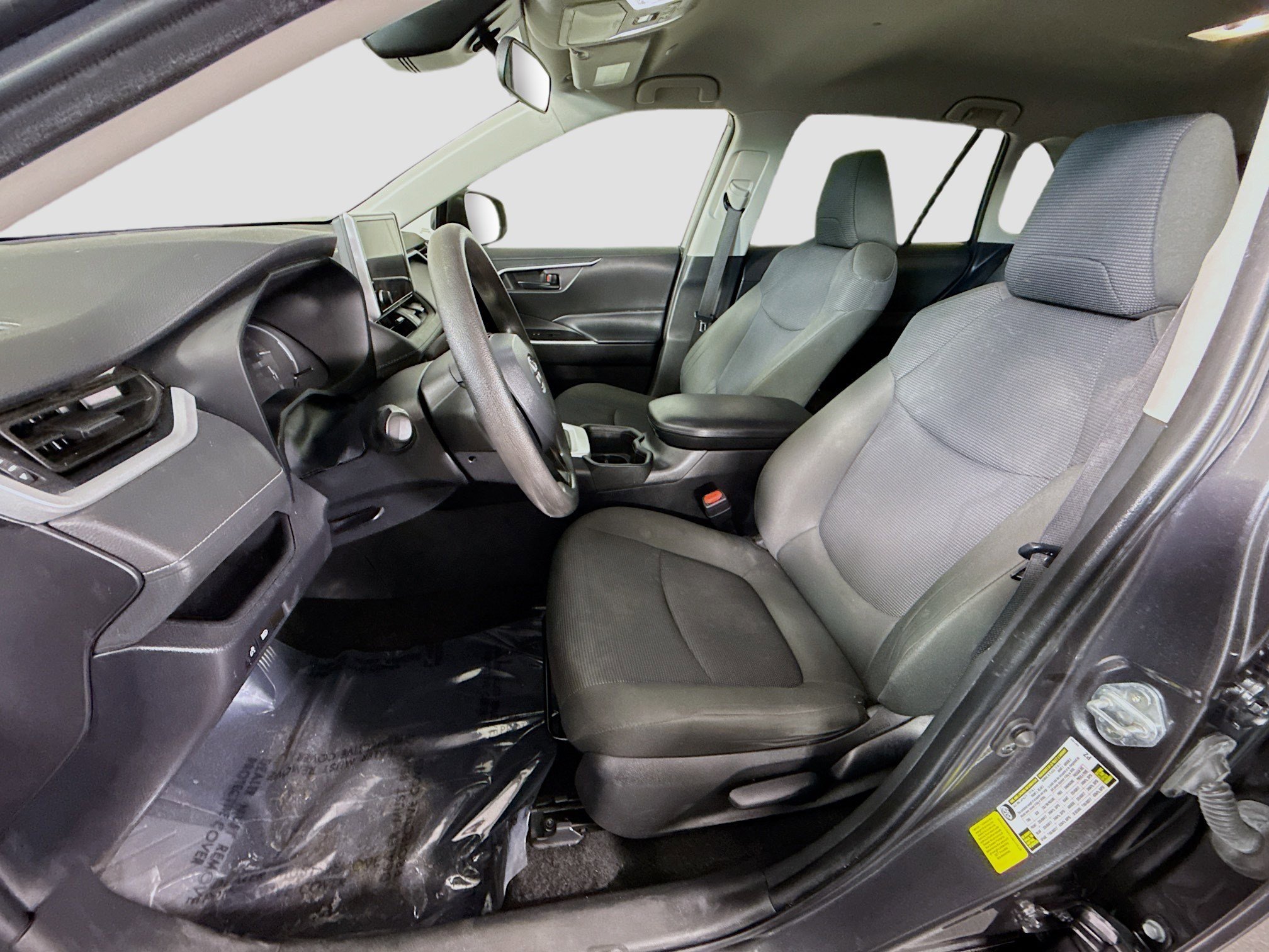 Used 2024 Toyota RAV4 LE image 21