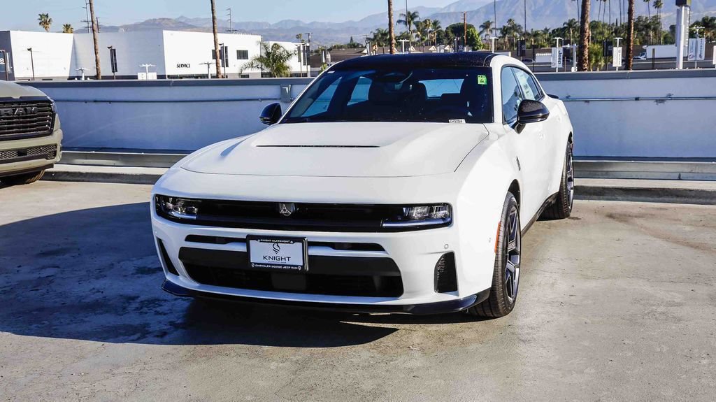 New 2026 Dodge Charger Scat Pack w/ Blacktop Package AWD/4WD image 4