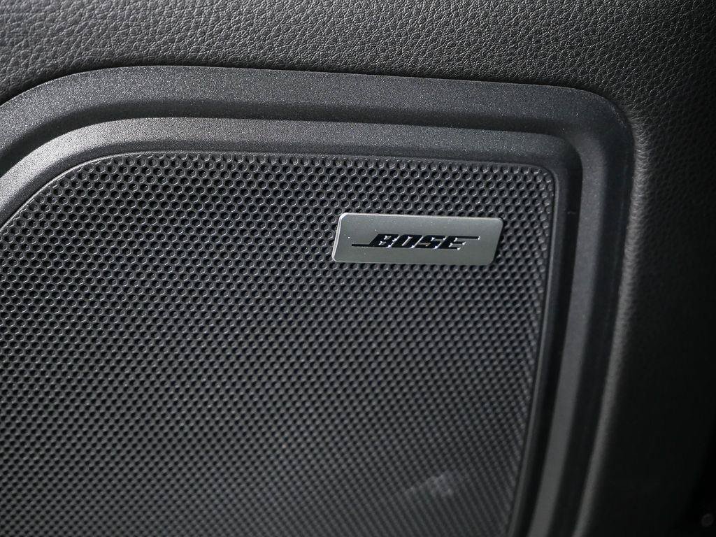 New 2026 Porsche Macan Turbo AWD/4WD image 7