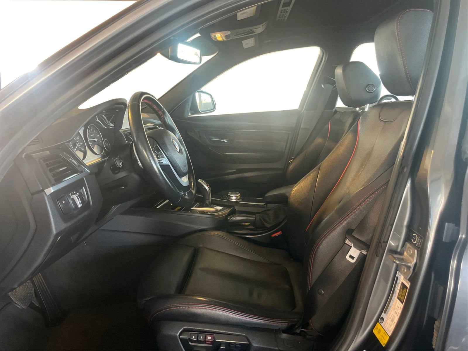 Used 2015 BMW 335i Sedan RWD image 9