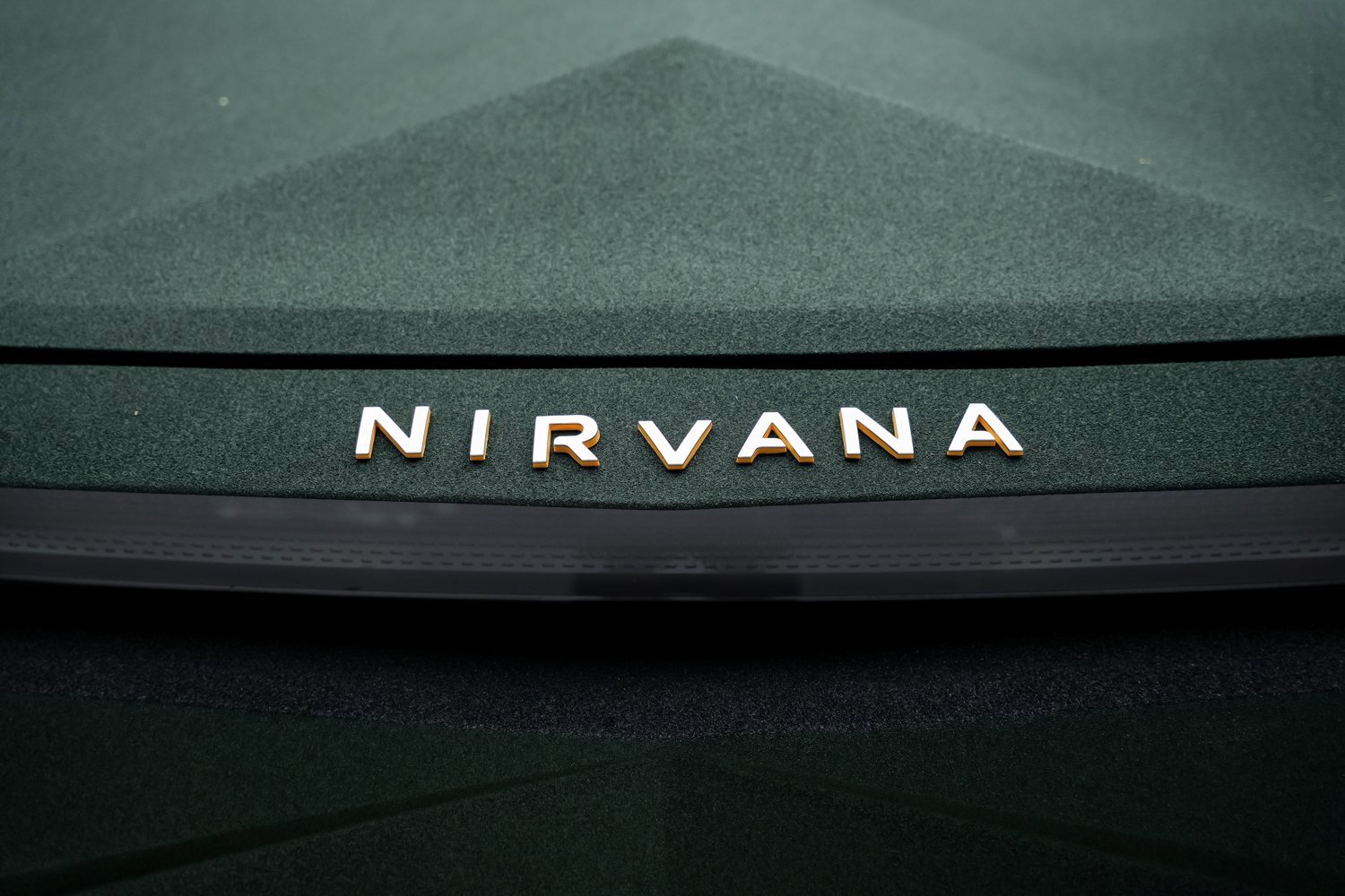 Used 2022 Rivian R1T Adventure image 12