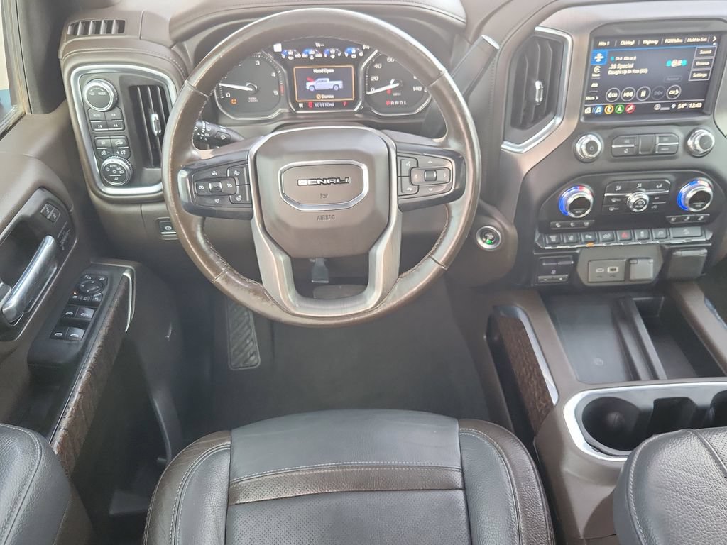 Used 2021 GMC Sierra 2500 Denali w/ Denali Ultimate Package AWD/4WD image 11