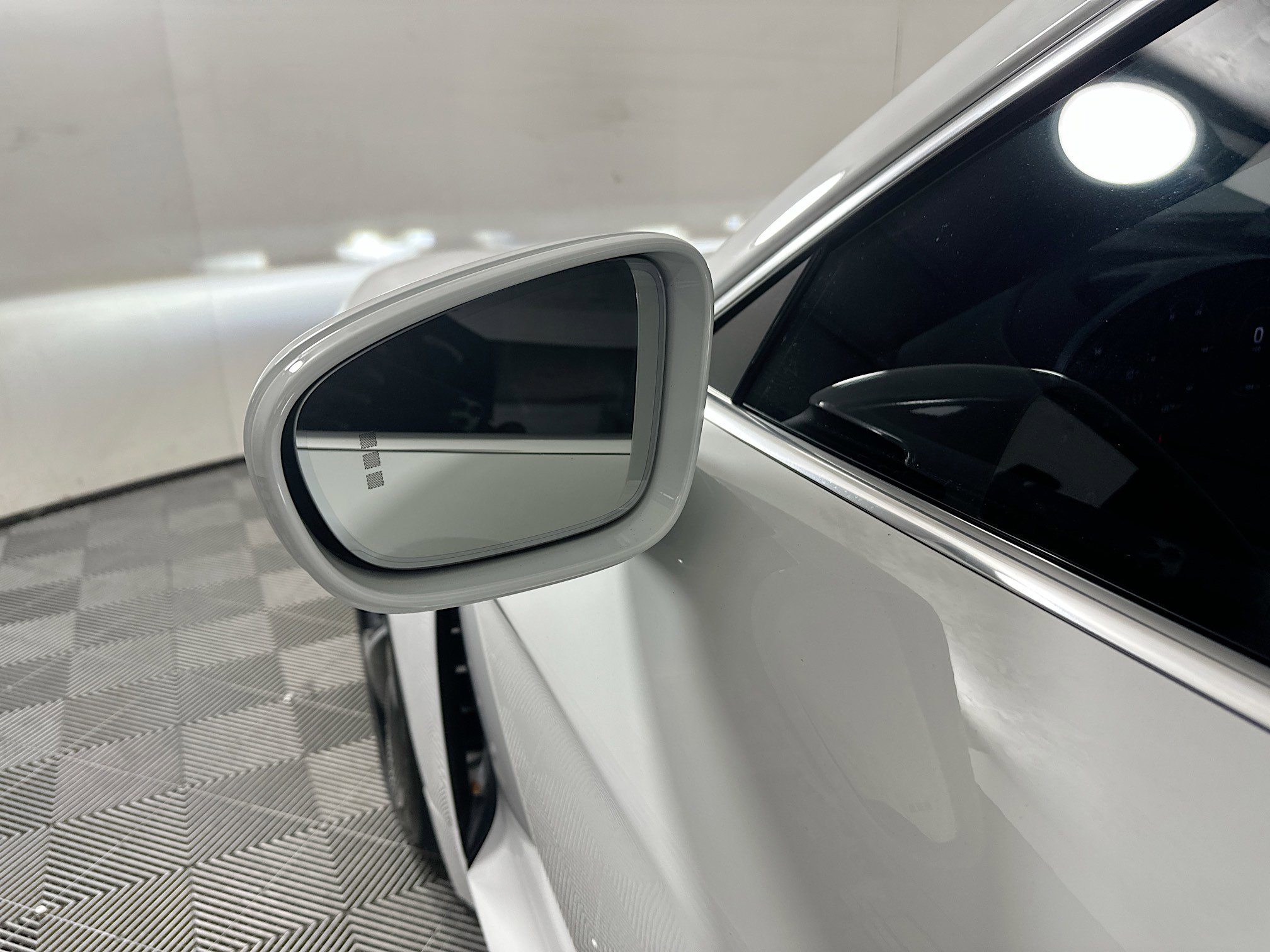 Used 2020 Porsche Taycan 4S AWD/4WD image 10