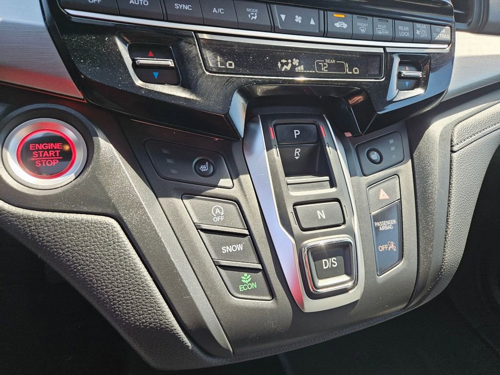 Used 2025 Honda Odyssey Sport-L image 29