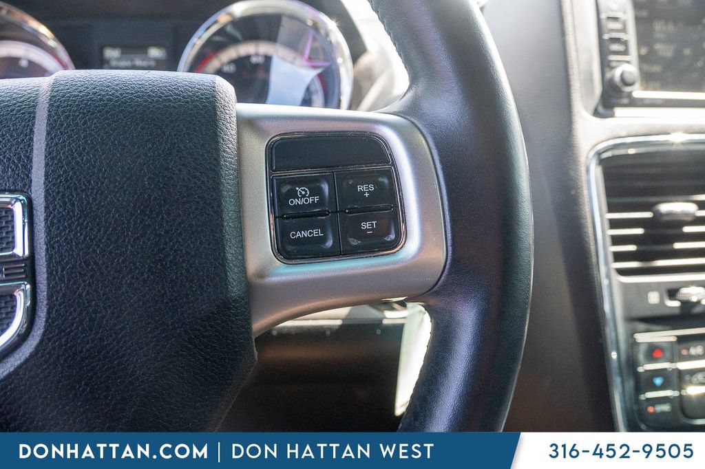 Used 2016 Dodge Grand Caravan R/T FWD image 14