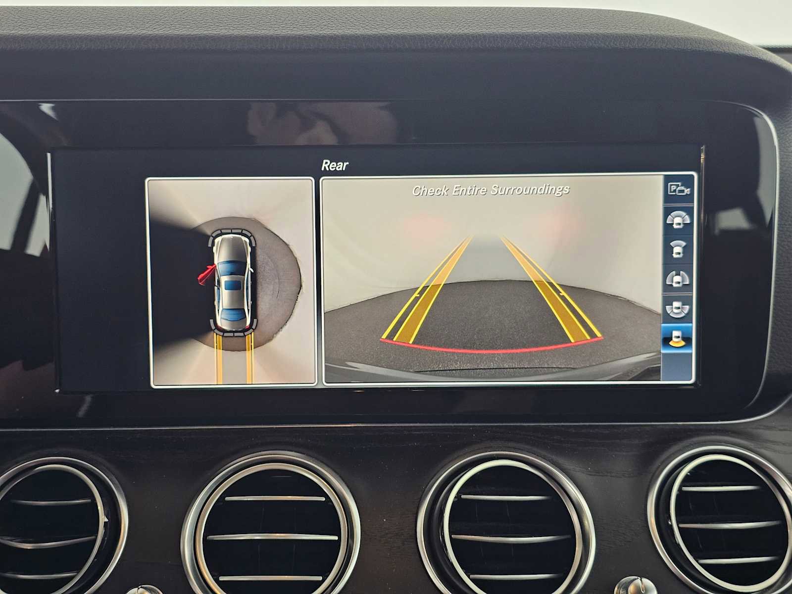 Used 2017 Mercedes-Benz E 300 image 27