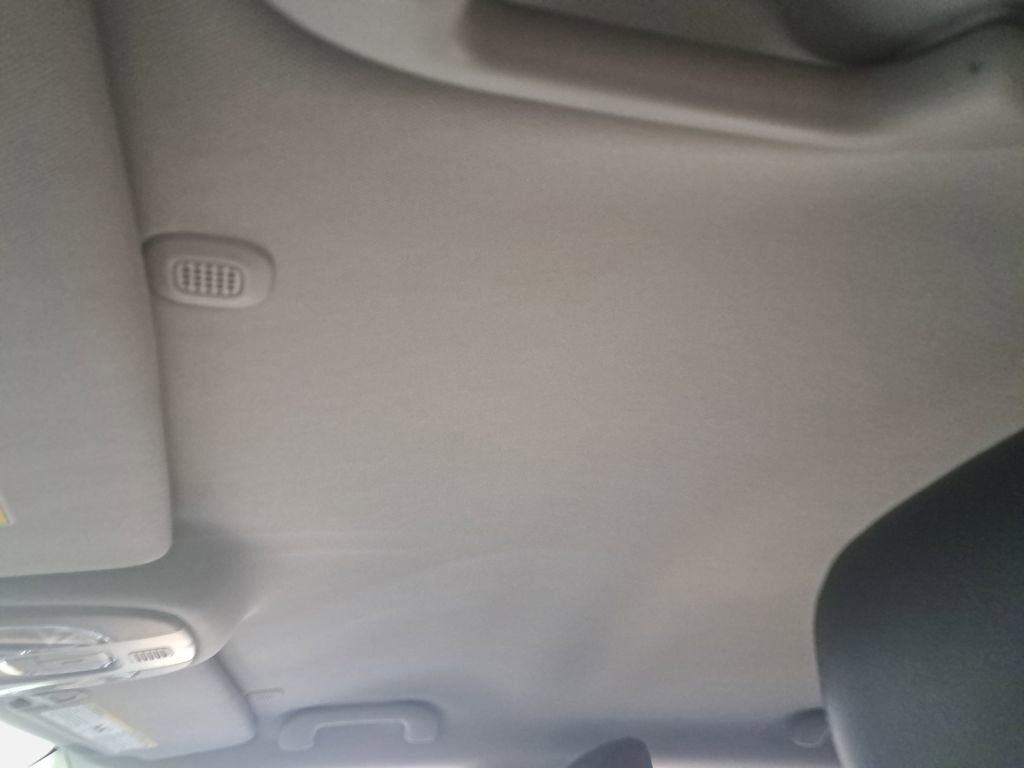 Certified 2022 Jeep Compass Limited image 30