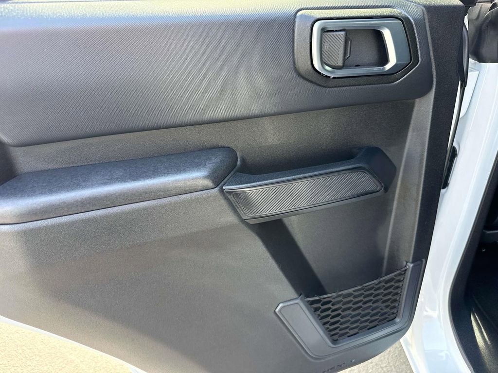 Used 2025 Ford Bronco Big Bend image 10