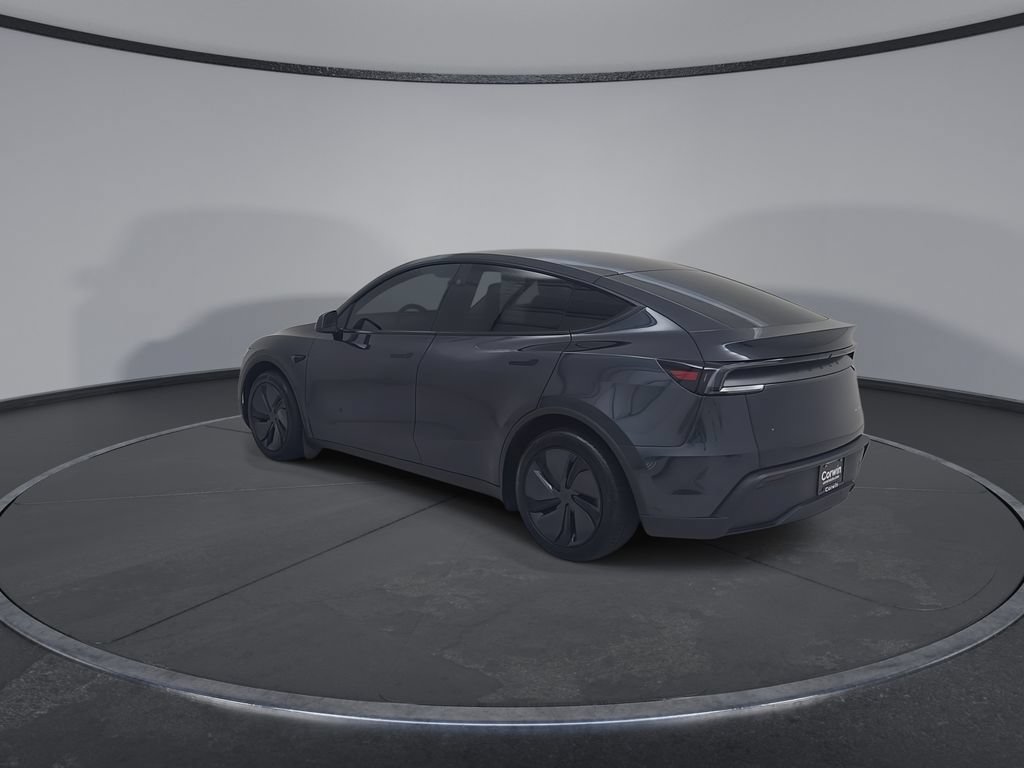 Used 2026 Tesla Model Y AWD image 12