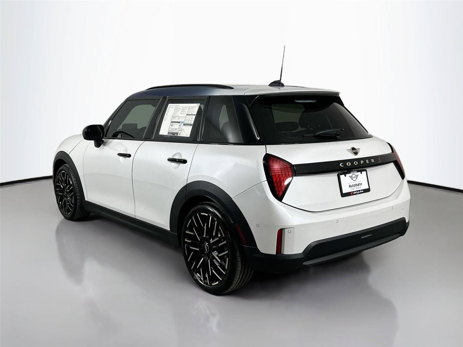 Used 2025 MINI Cooper S FWD image 6