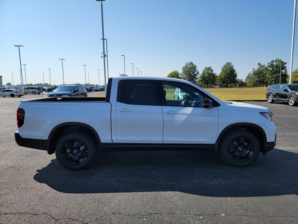 New 2026 Honda Ridgeline Black Edition image 11