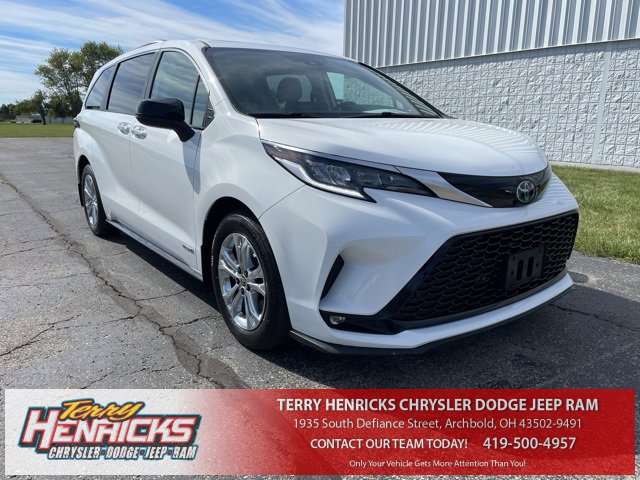 Used 2021 Toyota Sienna XSE