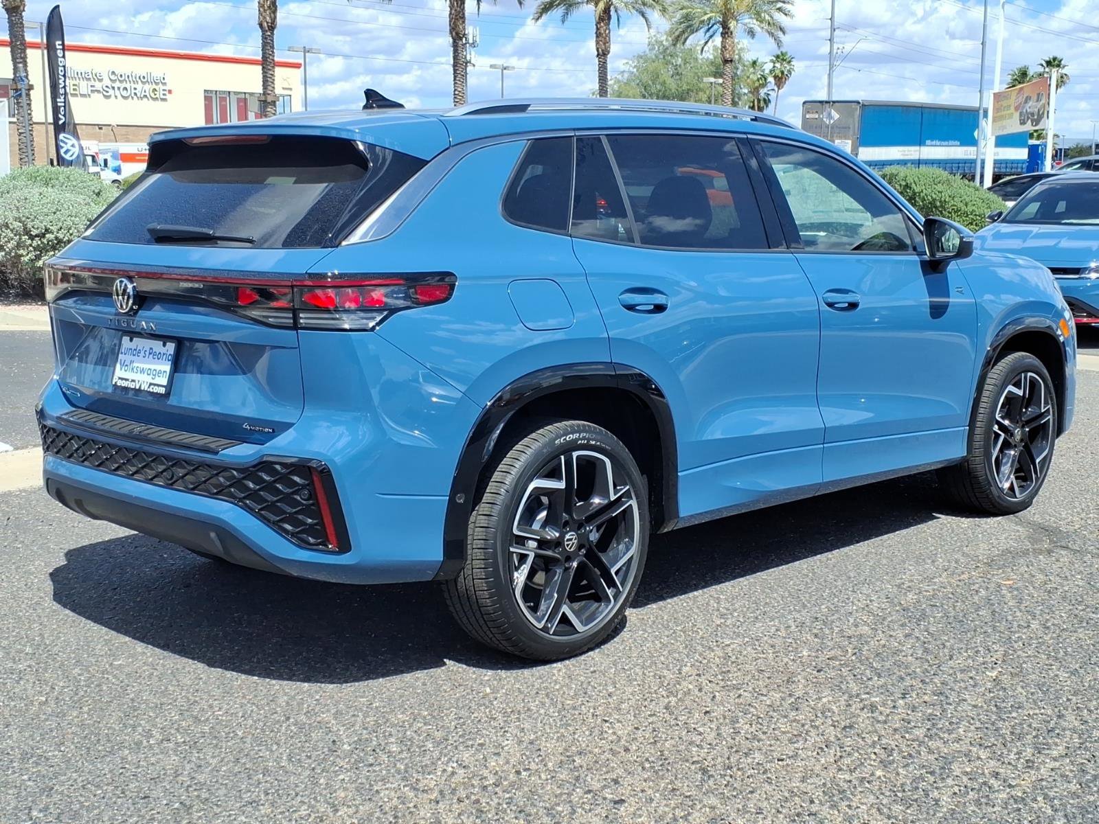 New 2026 Volkswagen Tiguan SEL R-Line image 6