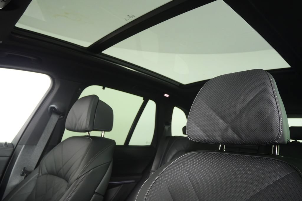 Certified 2026 BMW X5 xDrive40i AWD/4WD image 11