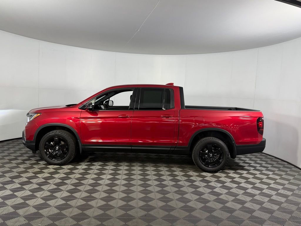 Used 2025 Honda Ridgeline Black Edition image 9