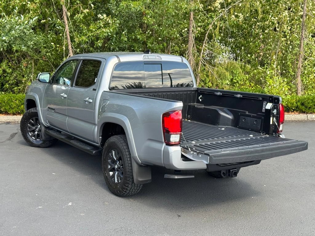 Used 2021 Toyota Tacoma SR5 w/ Technology Package AWD/4WD image 34