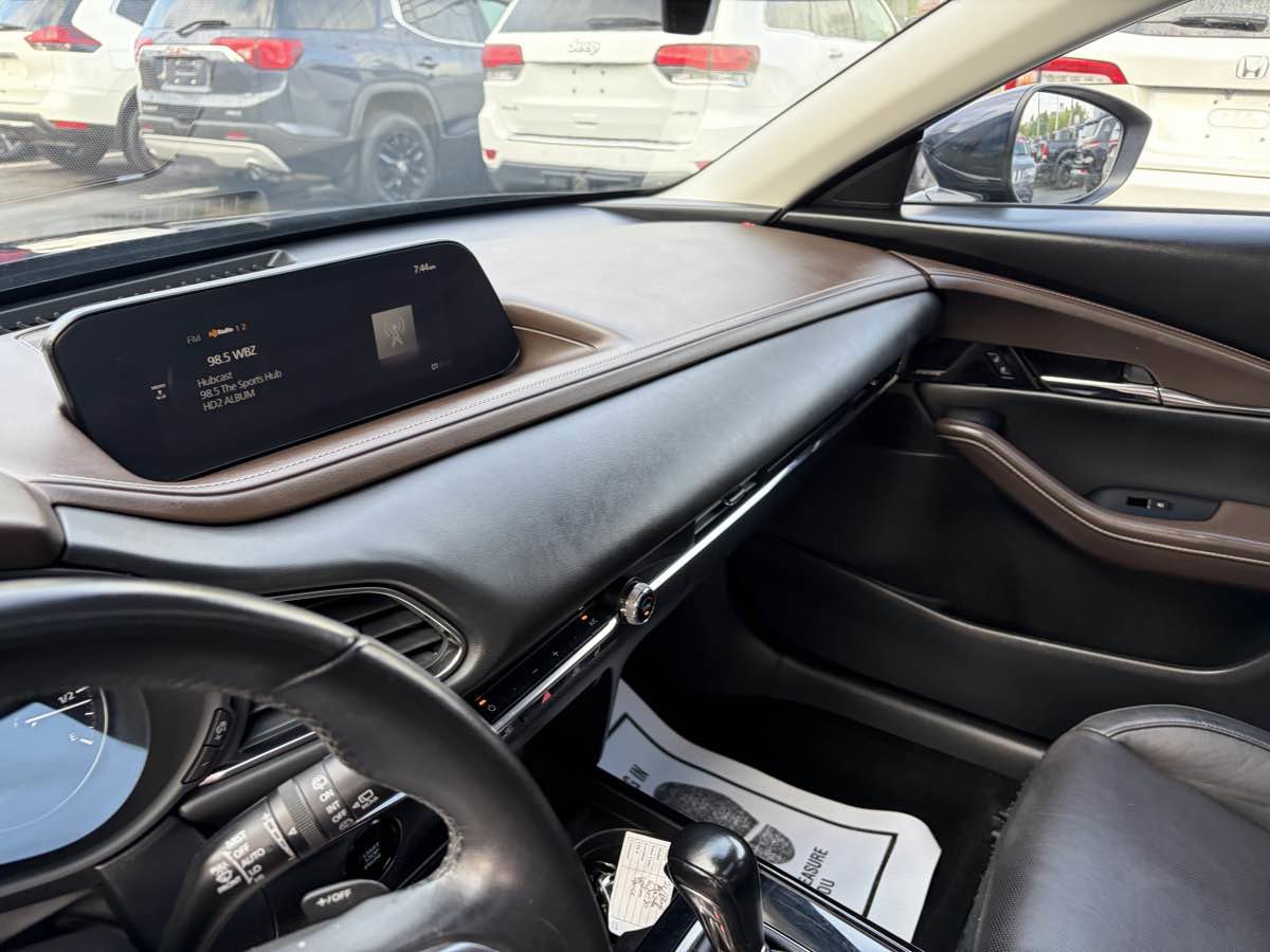Used 2021 MAZDA CX-30 AWD 2.5 S w/ Premium Package image 13