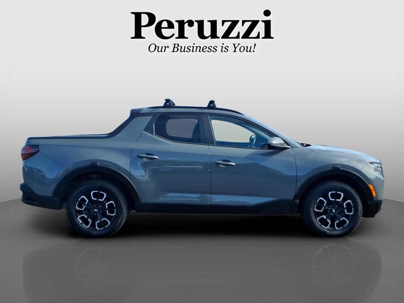 Used 2022 Hyundai Santa Cruz SEL Premium AWD/4WD image 2