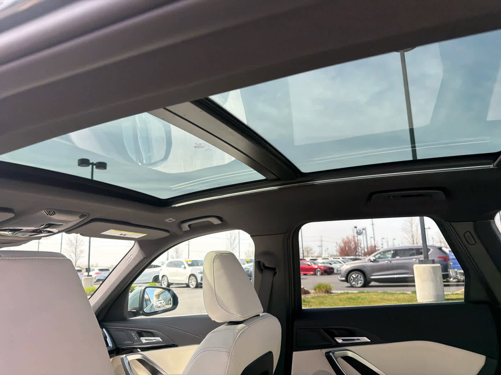 New 2026 BMW X1 xDrive28i w/ Technology Package AWD/4WD image 18