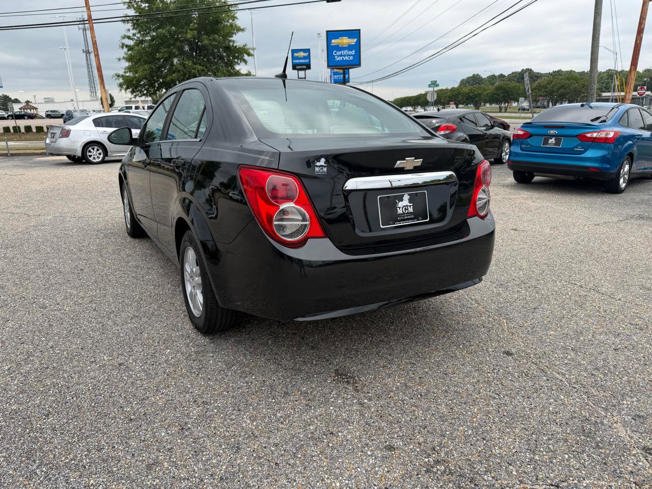Used 2014 Chevrolet Sonic LT FWD image 30