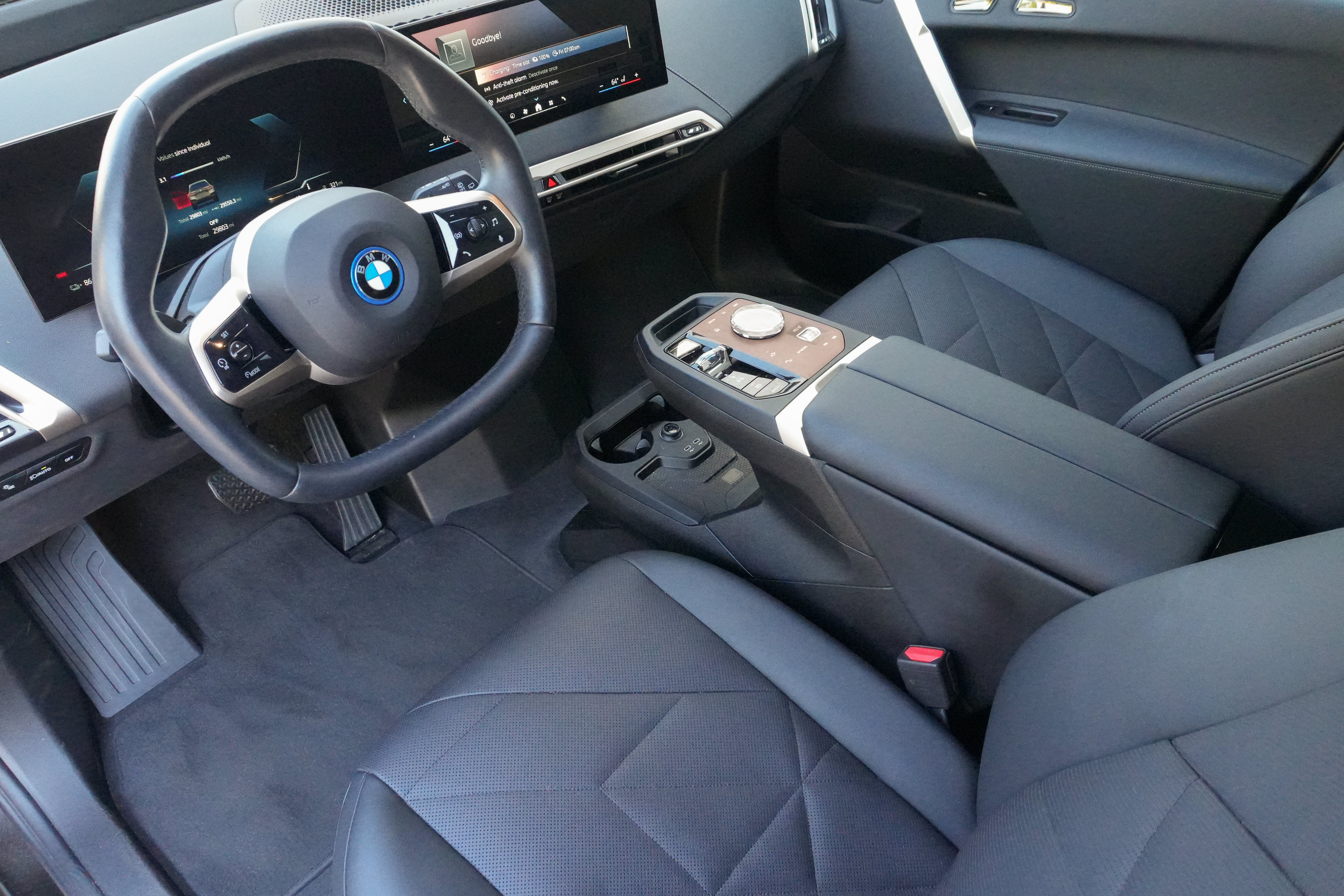 Certified 2024 BMW iX xDrive50 w/ Premium Package AWD/4WD image 10