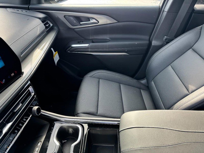 New 2026 Chevrolet Traverse LT w/ Sun and Wheel Package image 37