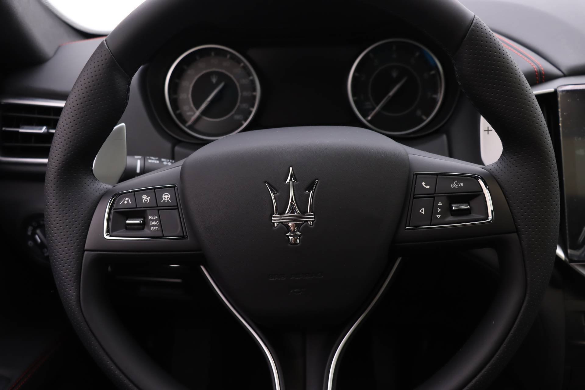 New 2024 Maserati Ghibli Modena Ultima Q4 AWD/4WD image 13