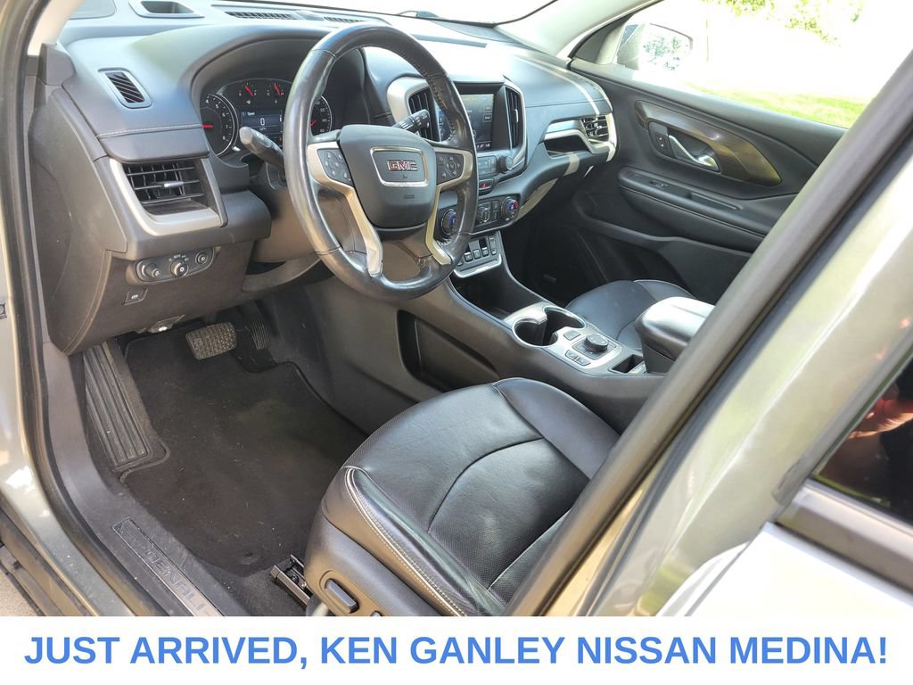 Used 2018 GMC Terrain Denali w/ Advanced Safety Package AWD/4WD image 9
