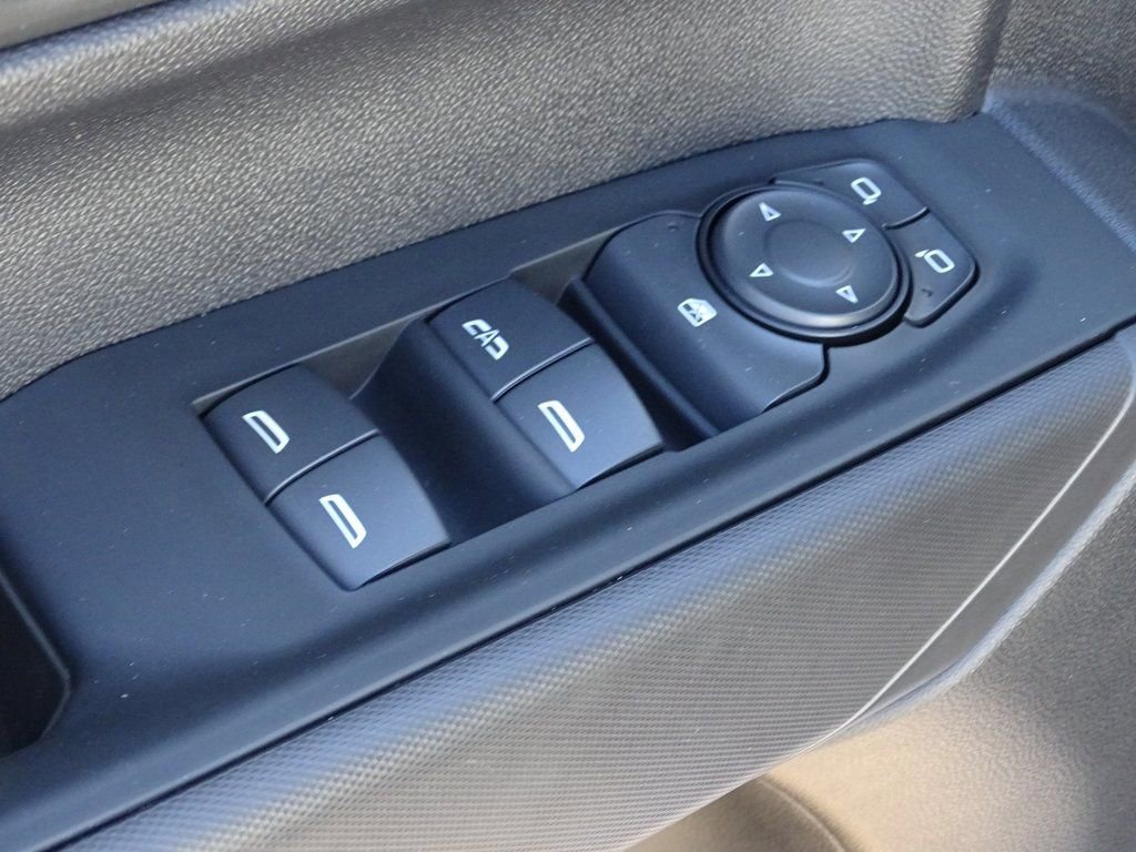 Used 2024 Chevrolet Silverado 1500 Custom image 12