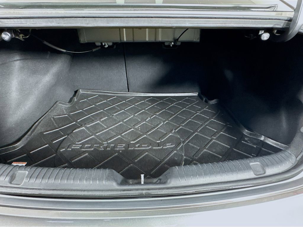 Used 2014 Kia Forte Koup SX w/ SX Premium Package image 31