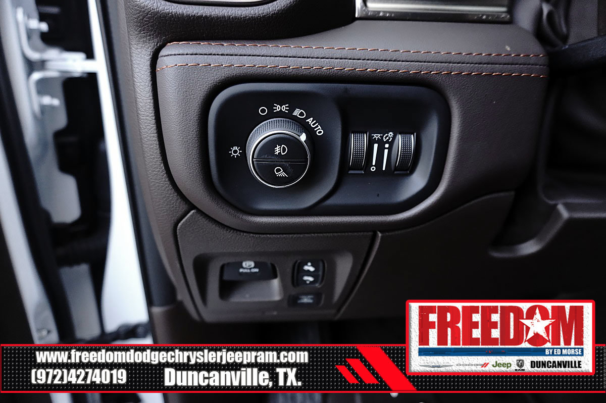 Used 2026 RAM 1500 Limited AWD/4WD image 28