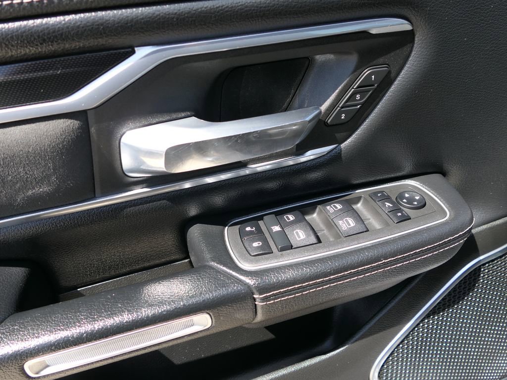 Used 2022 RAM 1500 Laramie w/ Sport Appearance Package image 13