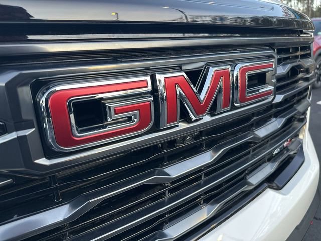 Used 2025 GMC Acadia AT4 w/ LPO, All-Weather Package image 31