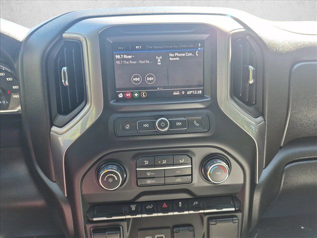 Used 2022 Chevrolet Silverado 2500 Custom w/ Custom Value Package AWD/4WD image 15