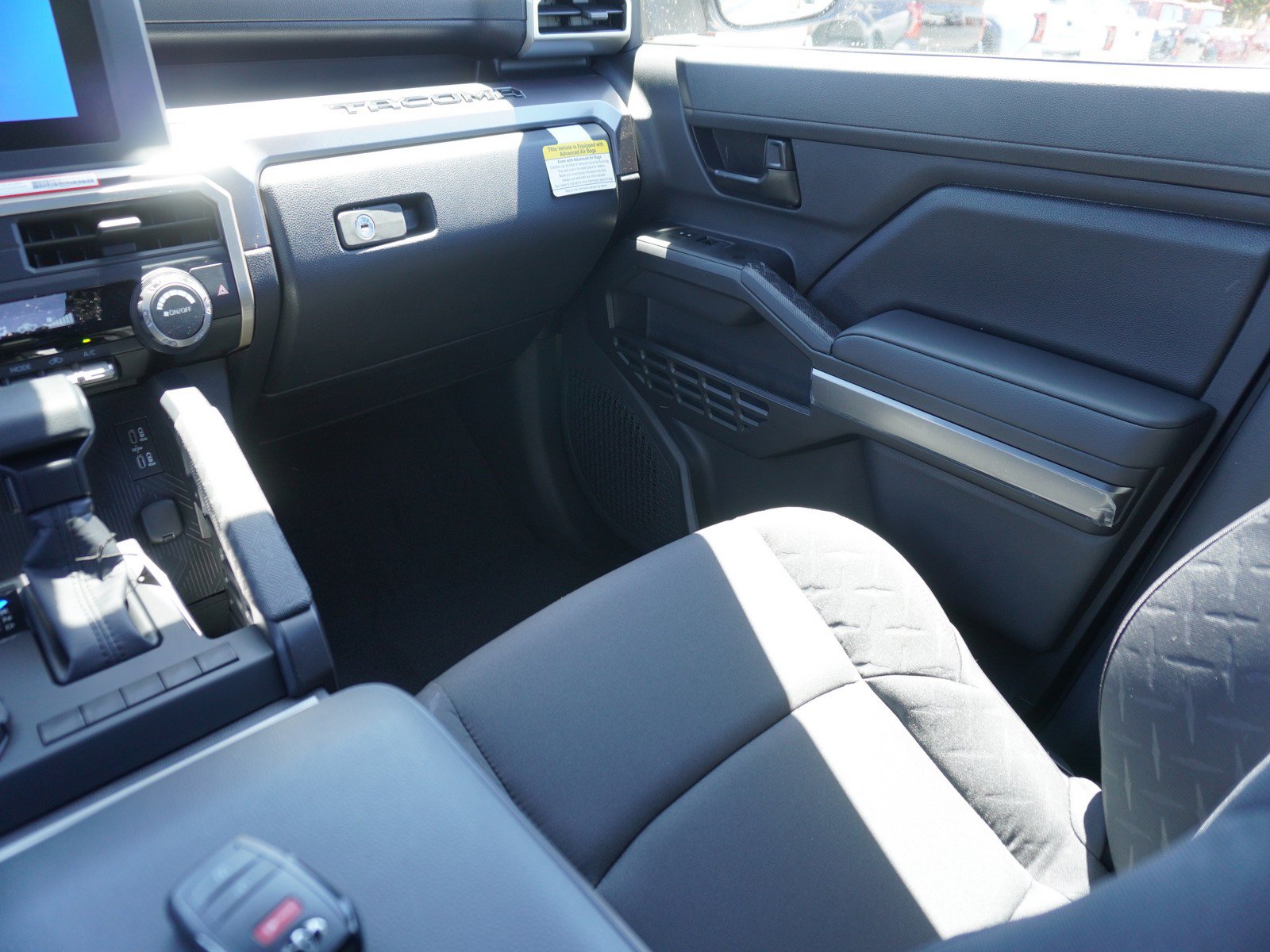New 2026 Toyota Tacoma SR5 AWD/4WD image 17