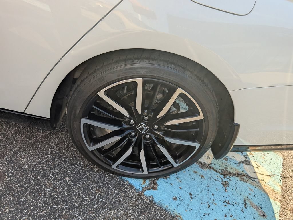 Used 2024 Honda Accord Touring image 22