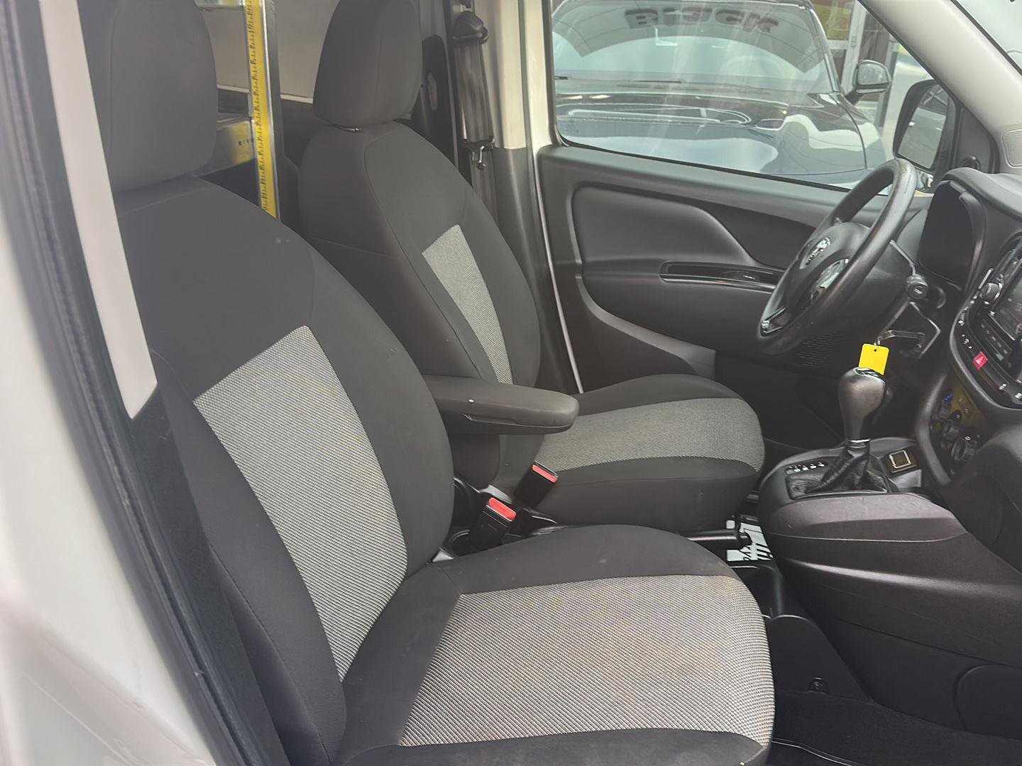 Used 2020 RAM ProMaster City Tradesman image 4