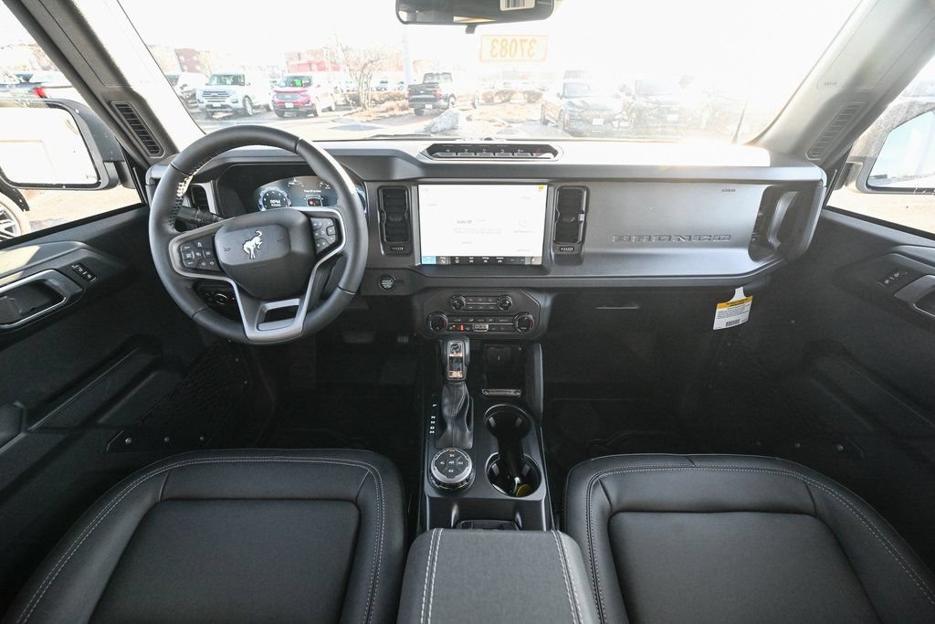 New 2025 Ford Bronco Badlands AWD/4WD image 25